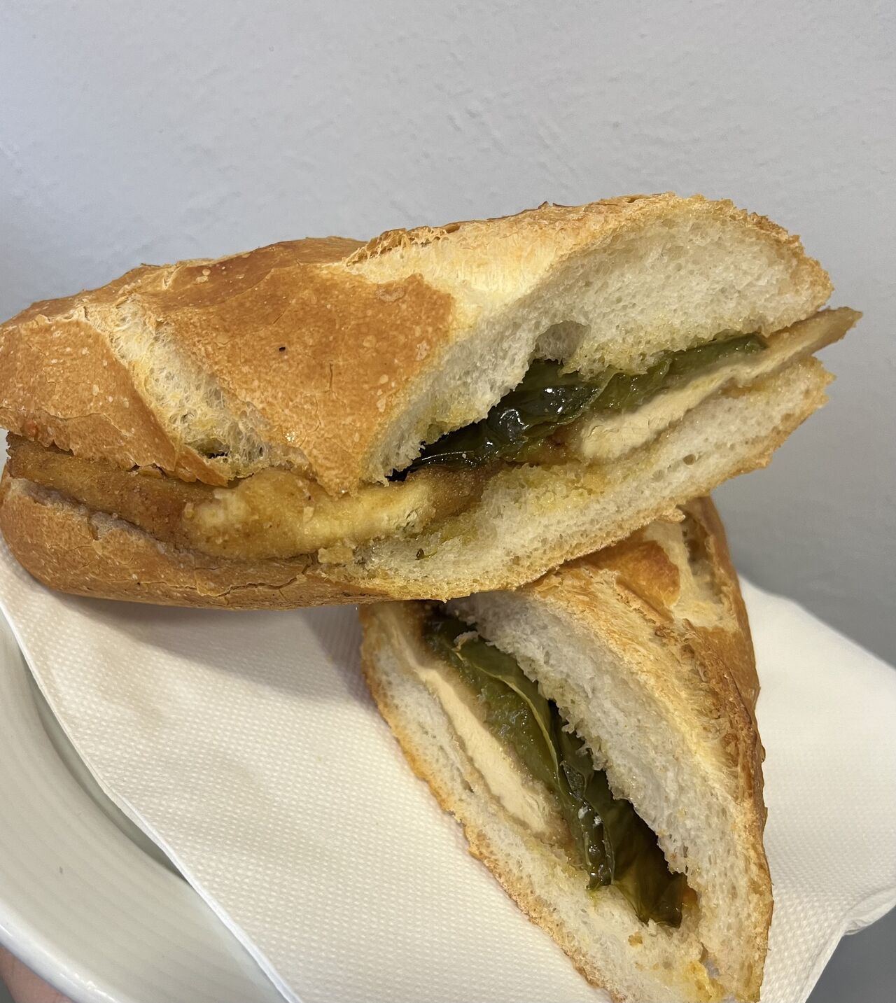 Bocadillo medio de pollo con pimientos