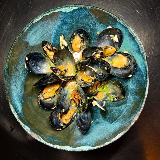 Mussels/Bonito dashi/