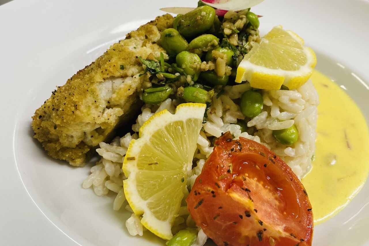 Pavé d’espadon,riz crémeux et son fenouil glacé