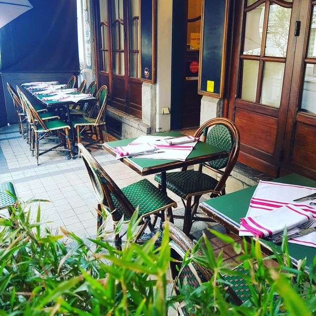 NOTRE TERRASSE .....