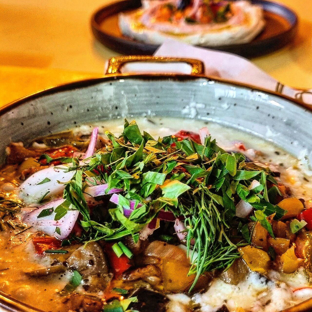 Feta Bujourdi