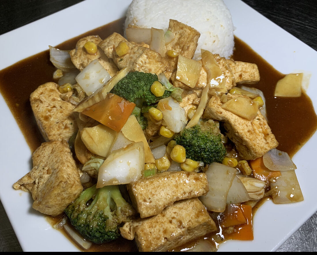 Tofu se zeleninou s rýží