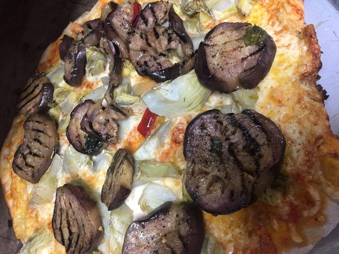 Pizza Aubergine Artischocken 