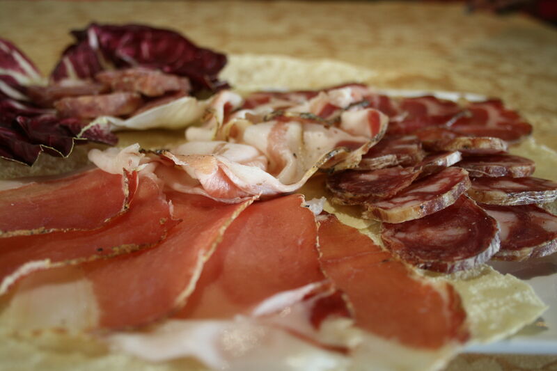 Tagliere di Salumi Sardi (Prosciutto crudo, coppa, guanciale, salsiccia, salame)