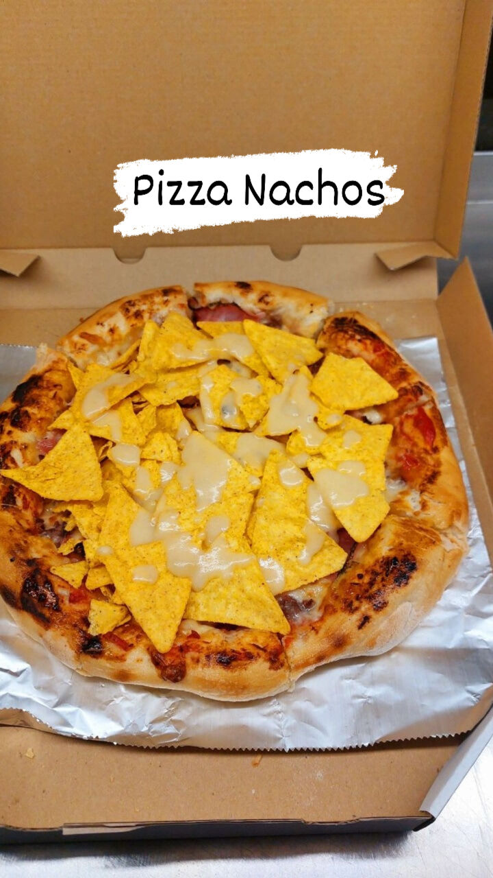 Pizza nachos
