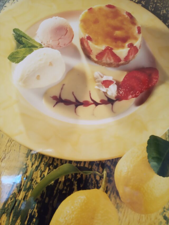 Gratin de fraises en chaud froid,crème citronnée