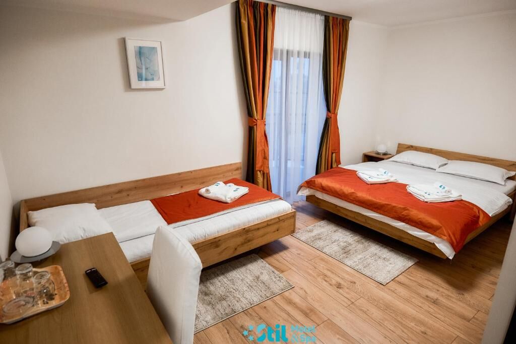 Cameră Triplă Confort