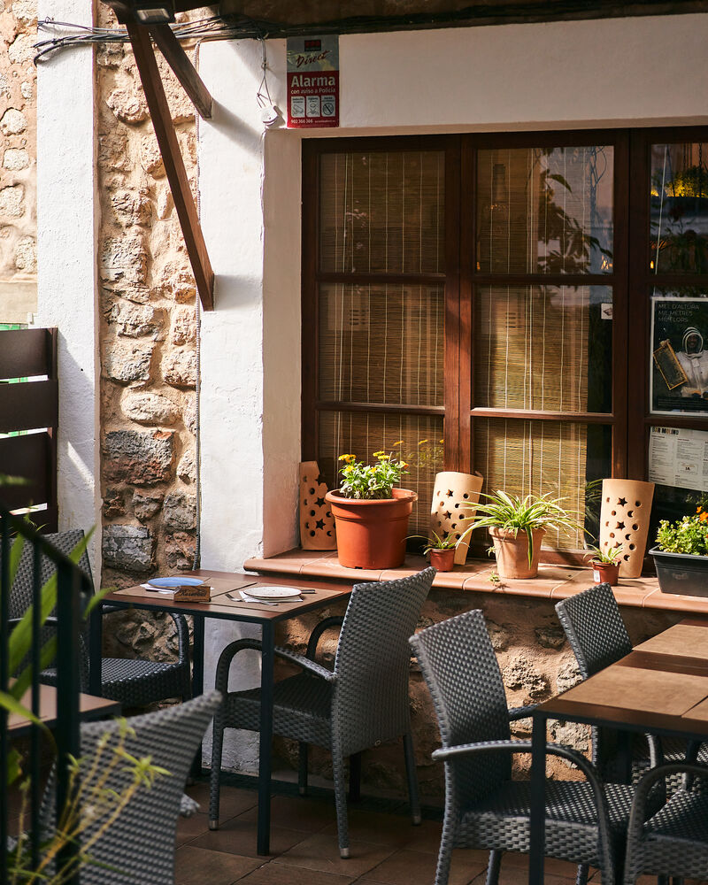 Terraza parte lateral del Bar Molino