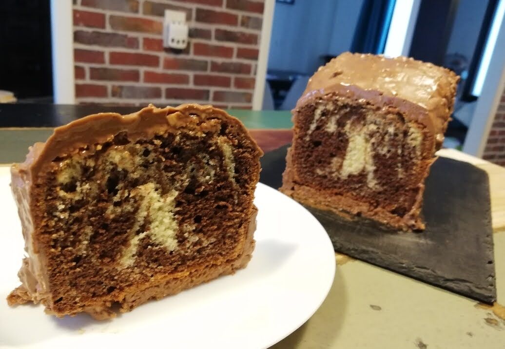 Cake marbré enrobage glaçage rocher