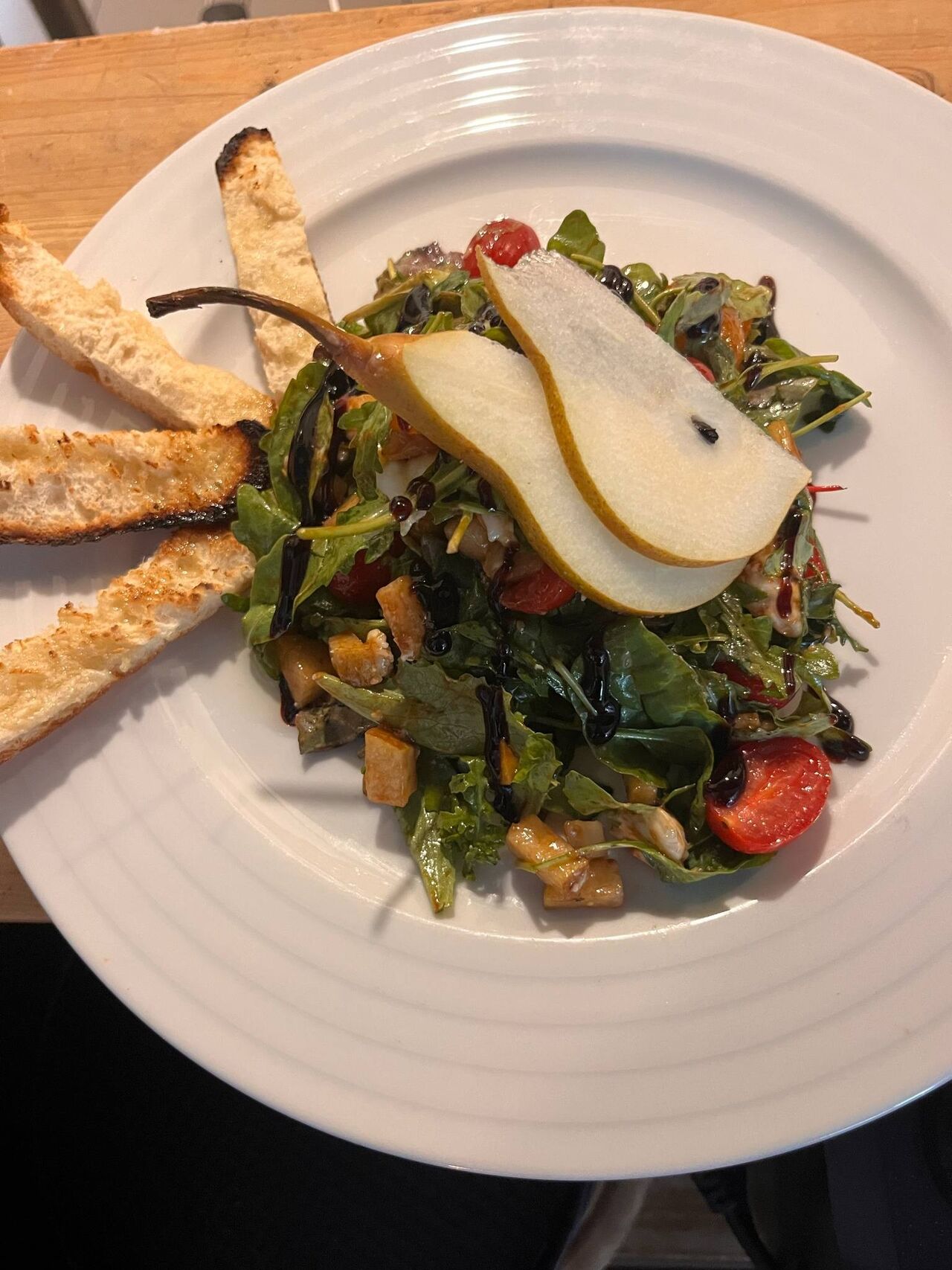 Körtét gorgonzolás saláta