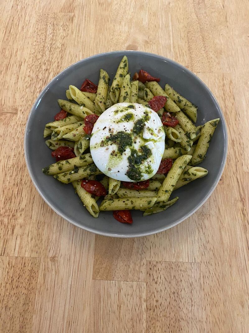 Penne pesto maison et burrata