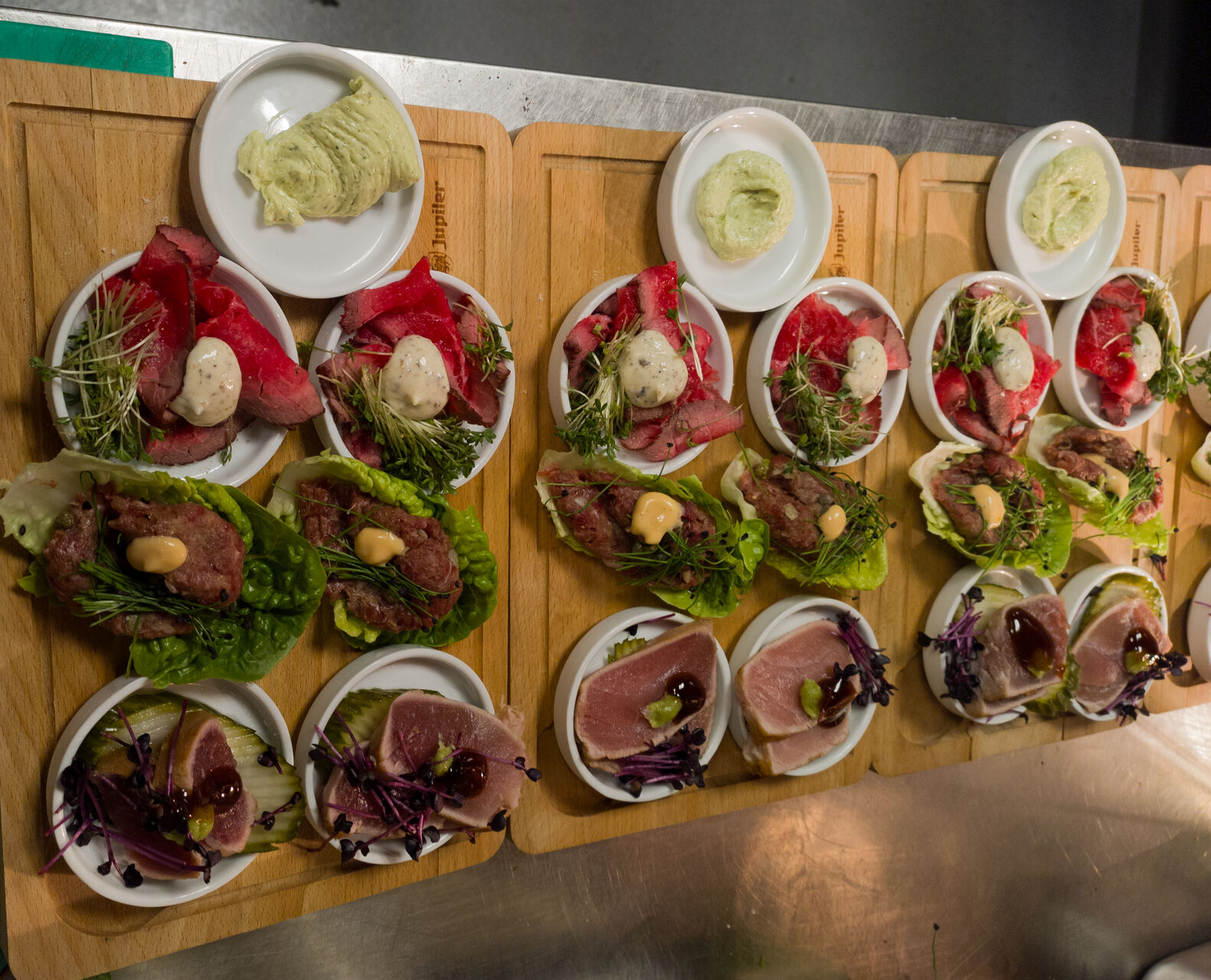 Vier uw moment bij Restaurant MiddenInn Maasland