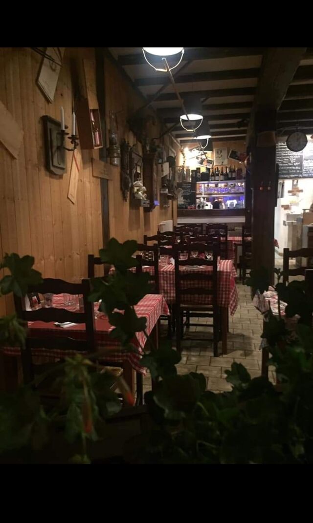 Salle du restaurant 