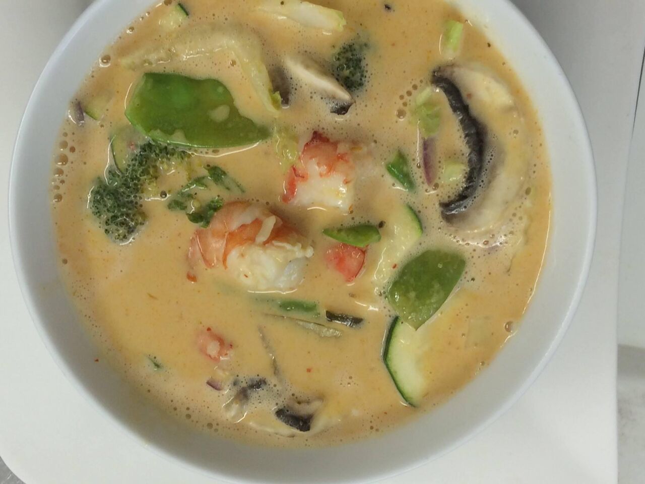 Soupe thaï lait de coco et gambas