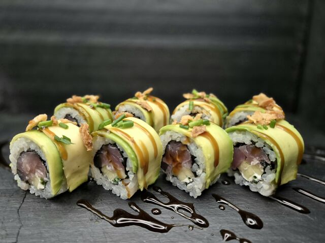 Dragon roll