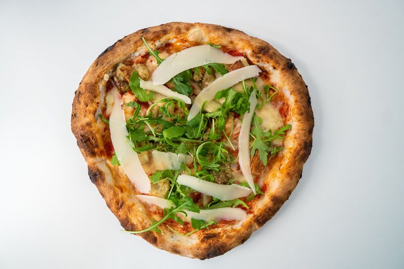 PIZZA MELANZANE A LA PARMIGGIANA.
