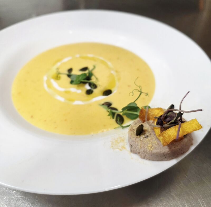 Dýňový krém s bažantí terinkou