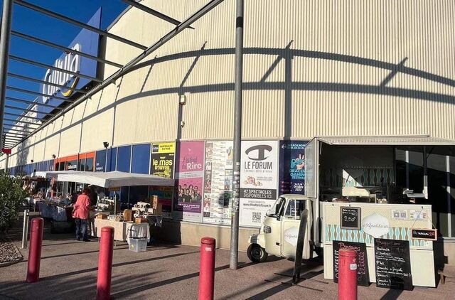 Retrouvez nous le mercredi et samedi devant le magasin Cultura