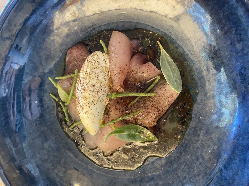 Gravlax de poisson, café, crème fraîche 