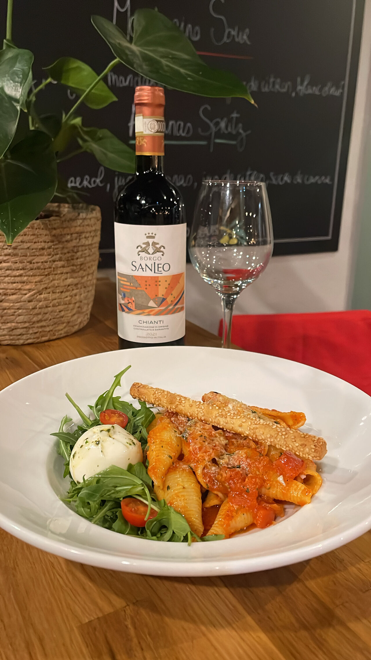 Petit voyage à Napoli accompagné de sa bouteille Chianti