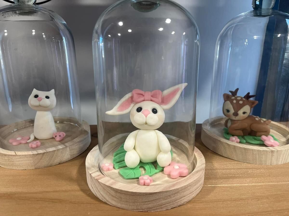 PERSONNAGE EN PATE A SUCRE