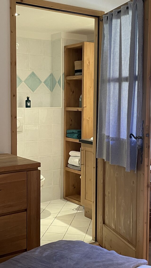 Salle de douche de la 1ère chambre