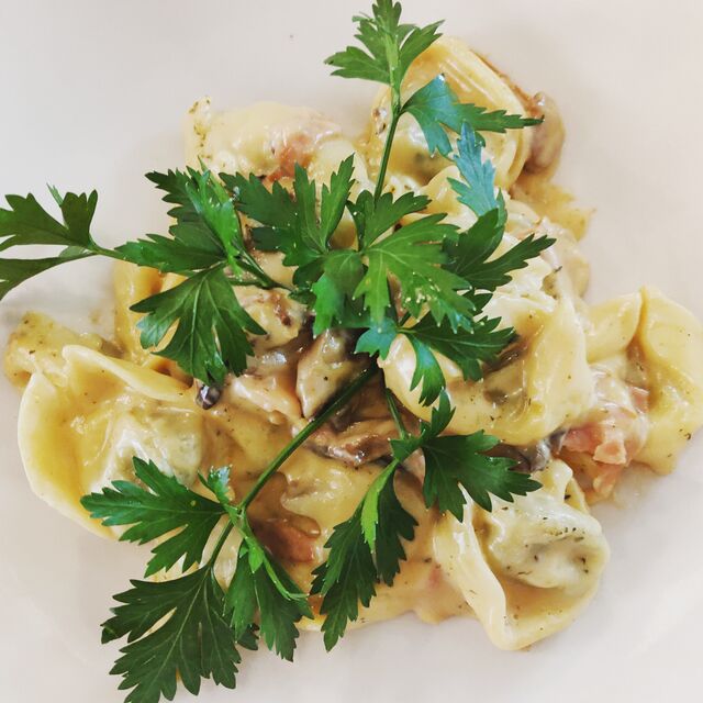 Tortellini crema funghi
