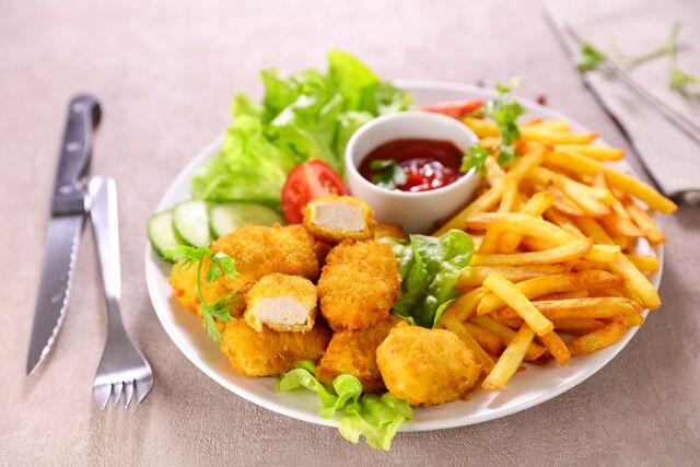 Pommes & Chicken Nuggets