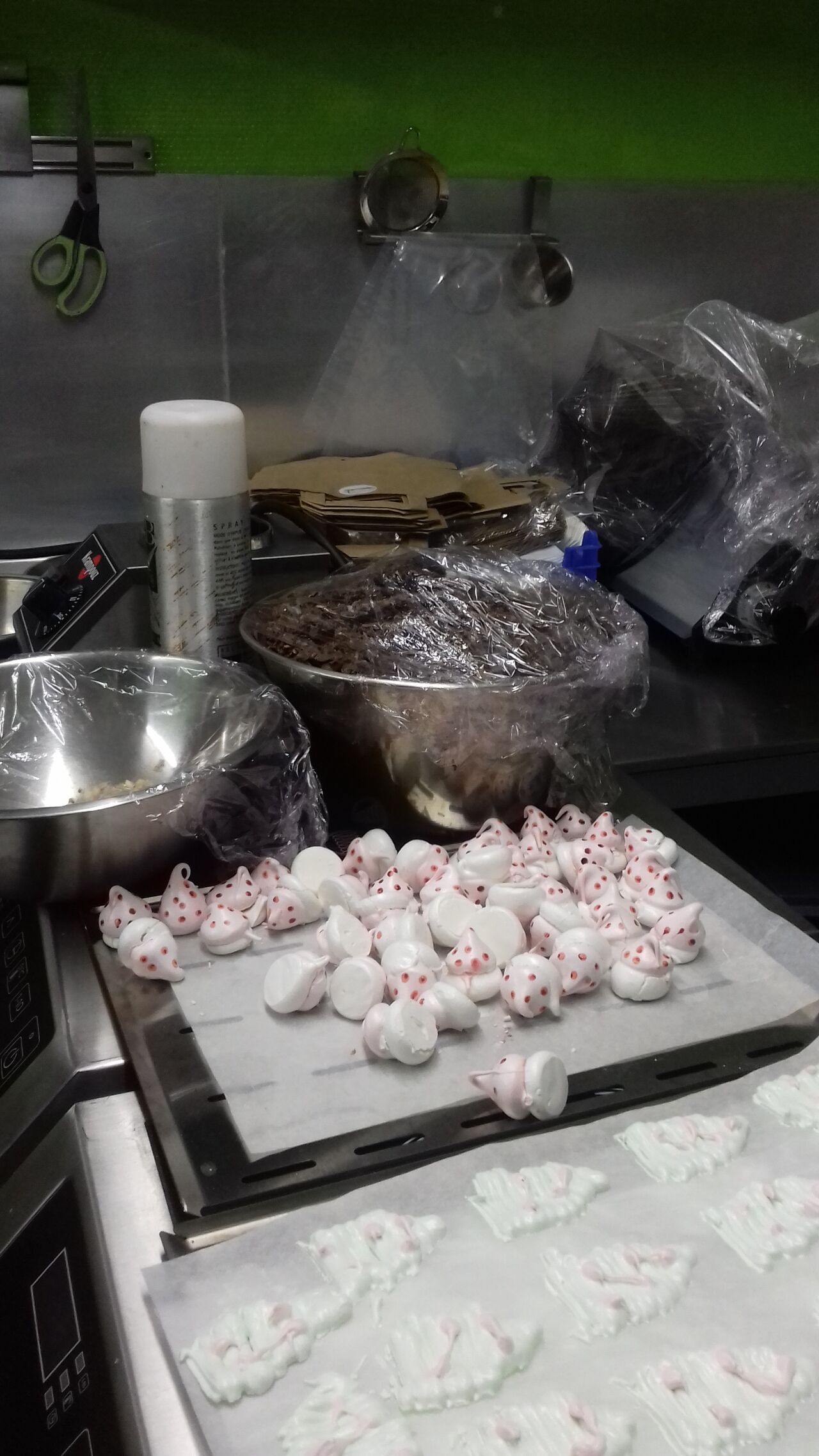 Fabrication des meringues et décors
