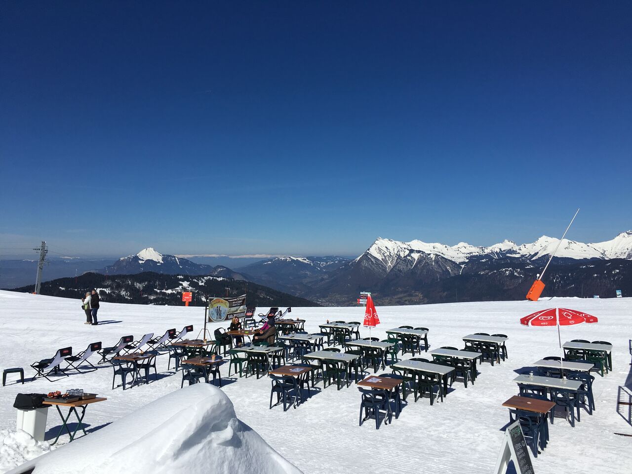 Terrasse - Demoiselle de Saix 