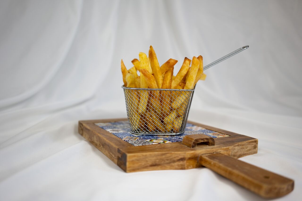 Vous allez adorer nos frites maisons!
Retrouver sur notre page Instagram une vidéo de la préparation de nos frites.