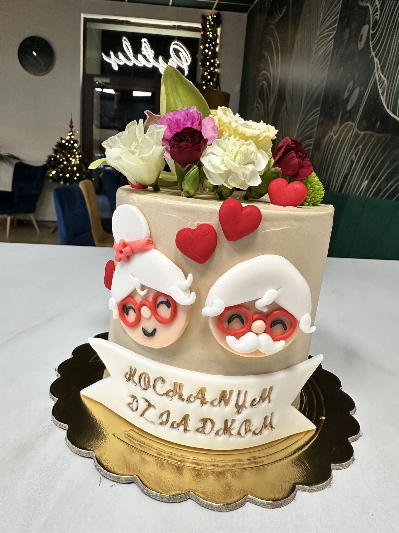 Tort dzień dziadka i babci