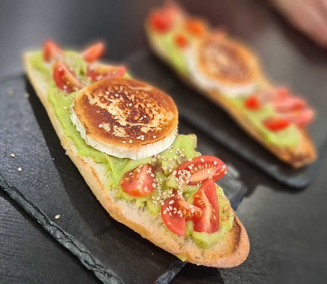 TOSTA DE QUESO DE CABRA