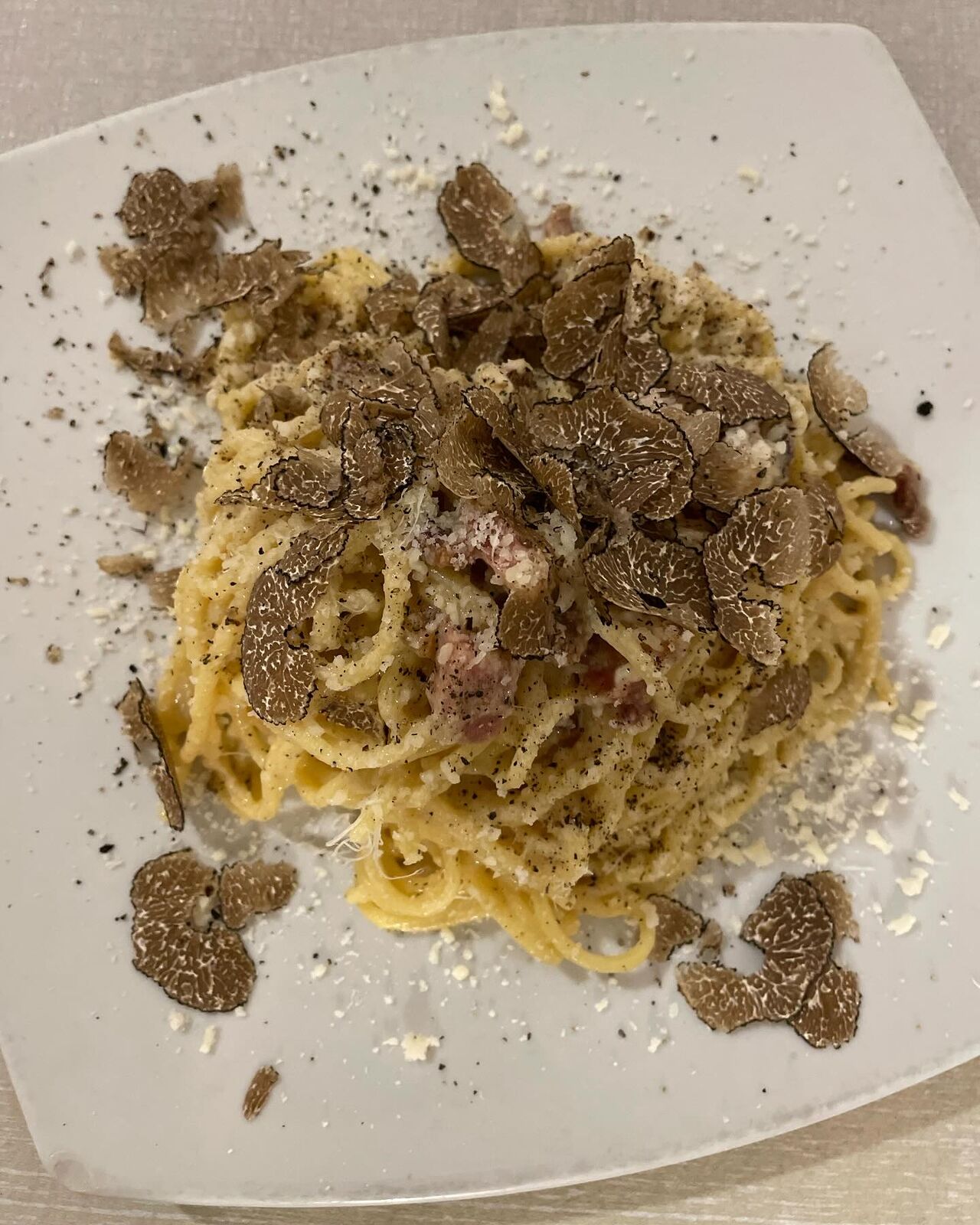 CARBONARA AL TARTUFO FRESCO 