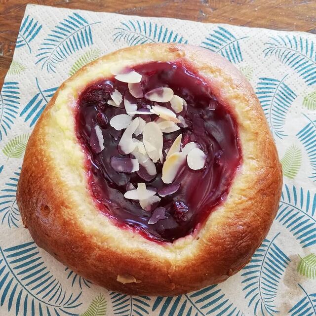 Od danas naše proizvode možete naći u caffe bar Momento na rivi❤️❤️❤️