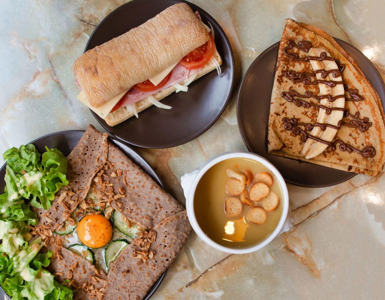 Crêperie 'AU BON COIN'
Plats préférés des clients