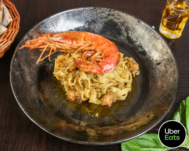 TAGLIATELLE GAMBERI E PISTACCHIO