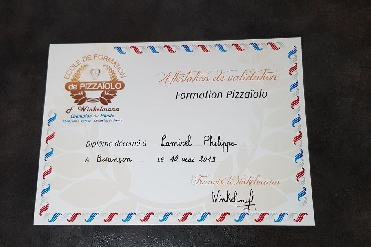 Diplôme de pizzaïolo →