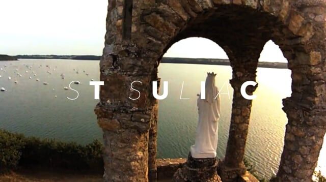 Jean-Marie capte dans cette vidéo à quel point il fait bon vivre dans notre beau village, nous vous attendons nombreux !