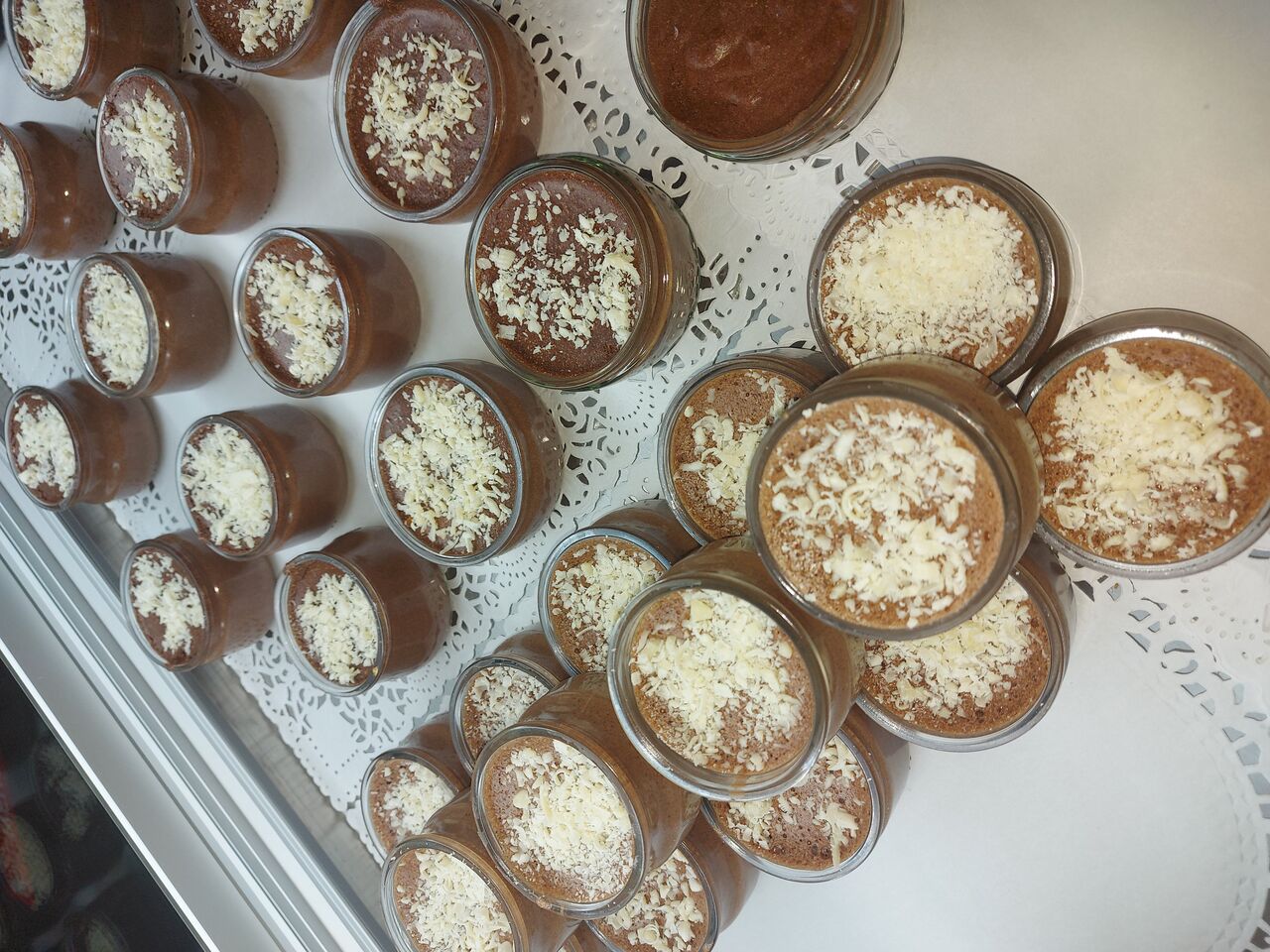 Mousse au chocolat noir ou chocolat au lait fait maison