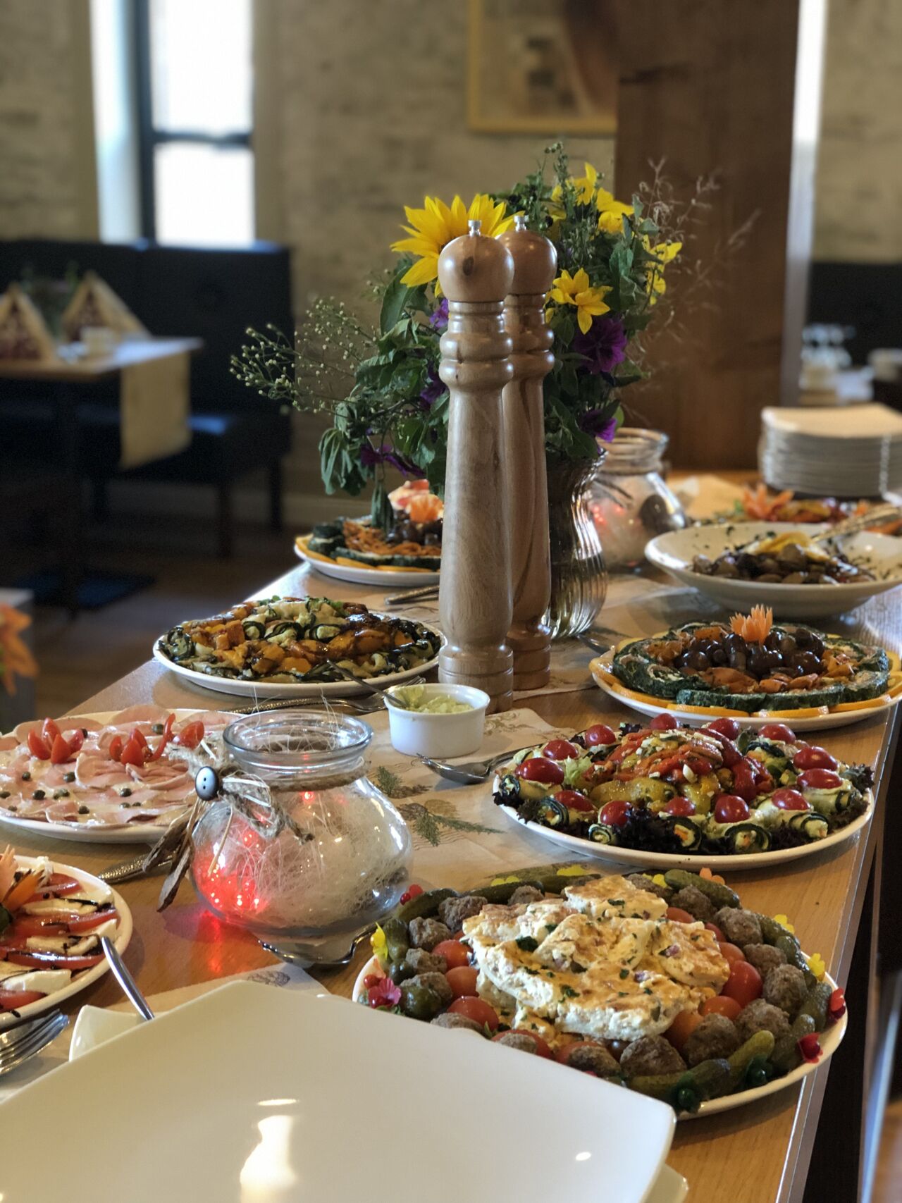 Private Gesellschaft, Buffet