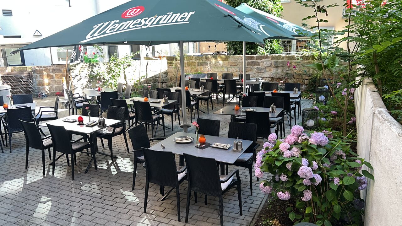 Innenhof-Terrasse 