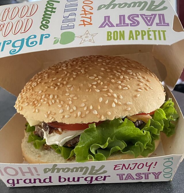 Hamburger boeuf ou poulet pané et fromage au choix😜