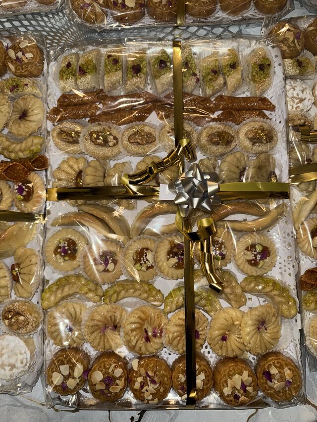 Plateaux assortiment pâtisseries orientales