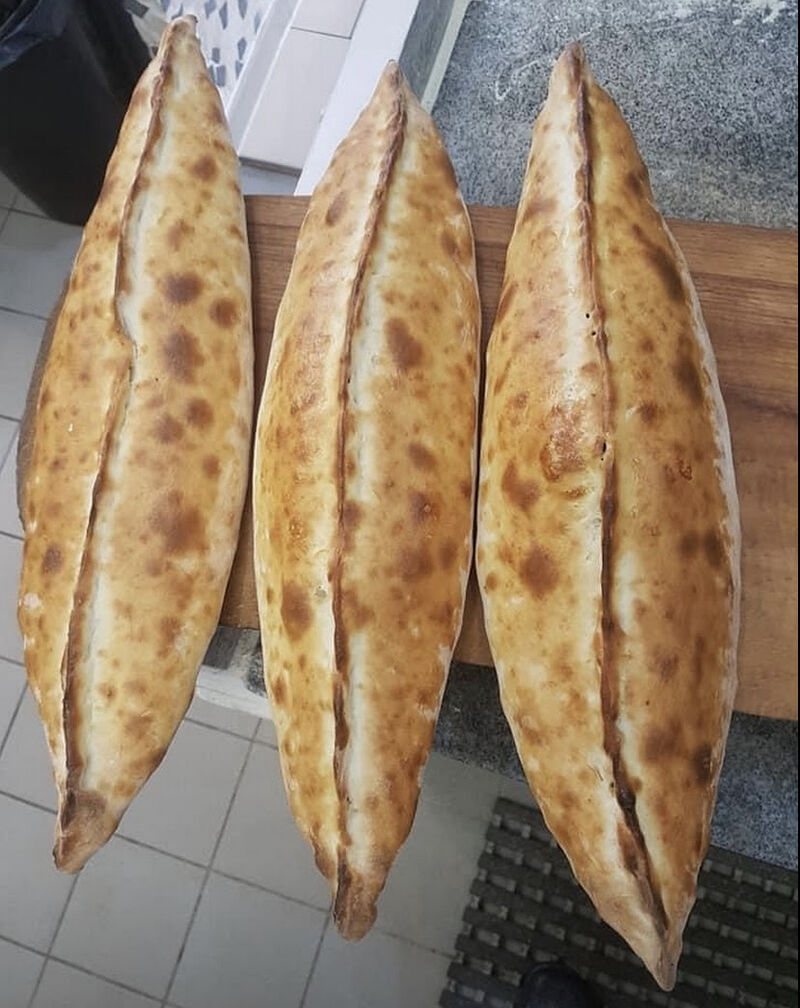 Kapalı Kıymalı Pide
