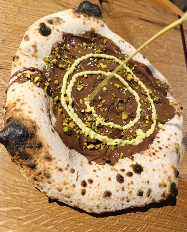 Dessert Pizza Schoko Pistazie 