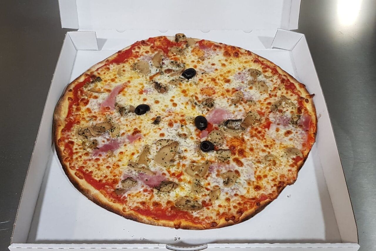 Pizza regina →