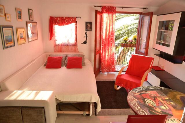 One-room apartment (studio) suitable for couples. Studio apartment 3