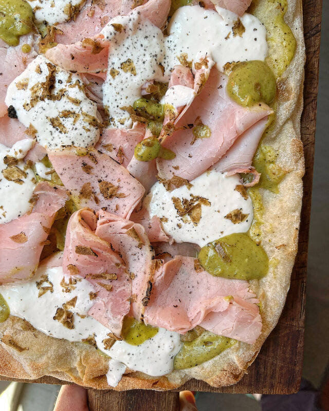 Pinsa del giorno con Tartufo di Laconi