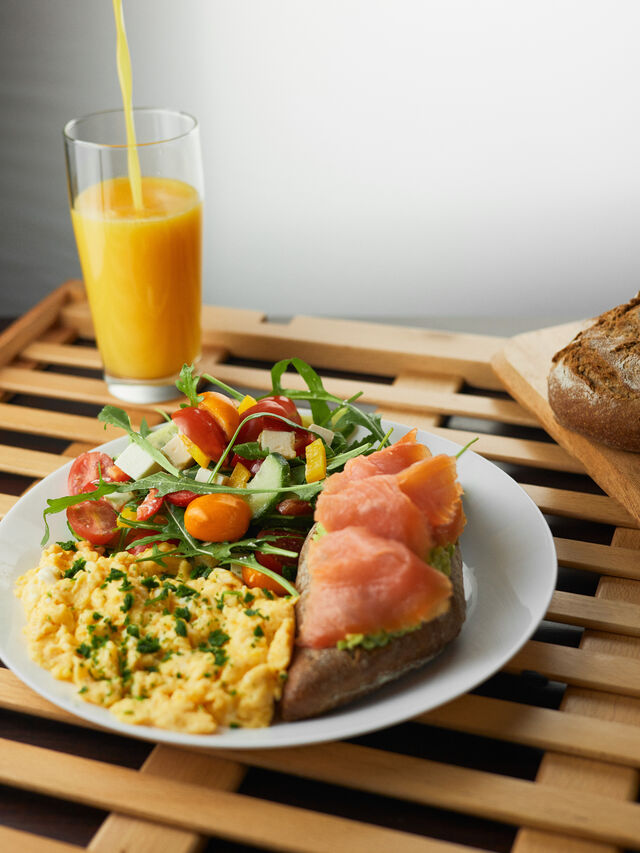 Salmon-Avocado Toast & Salad 